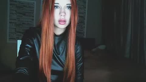 Snapshot of mezzalunaa chatting on February 2025 06:54:02 PM vollmond online show from February 2025 06:54:02 PM