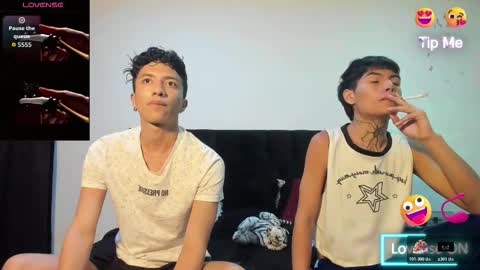 Snapshot of mhatias_ chatting on October 2025 01:20:02 AM MATHIAS online show from October 2025 01:20:02 AM