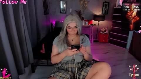 miss devil online show from December 2025 01:21:02 AM