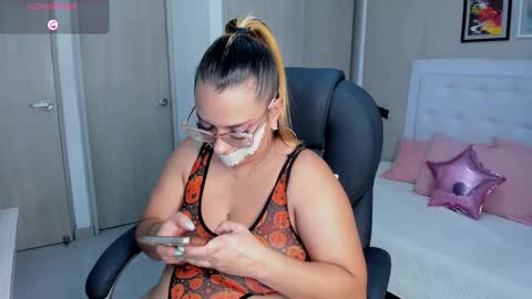 Mhonika online show from November 2025 12:56:01 AM