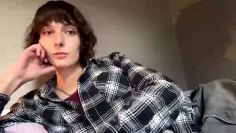 Snapshot of mia_177 chatting on November 2025 08:44:01 PM mia_177 online show from November 2025 08:44:01 PM