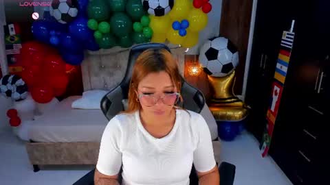 Violett online show from June 2026 08:19:01 PM