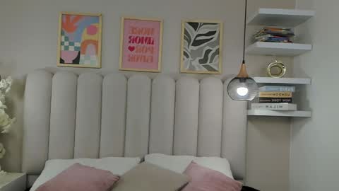 mia__bailey_ online show from April 2026 03:06:01 AM