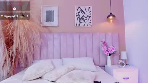 mia__bailey_ online show from July 2026 10:08:02 PM