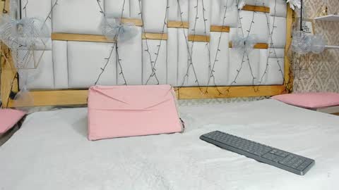 mia__megan online show from January 2025 11:54:01 AM