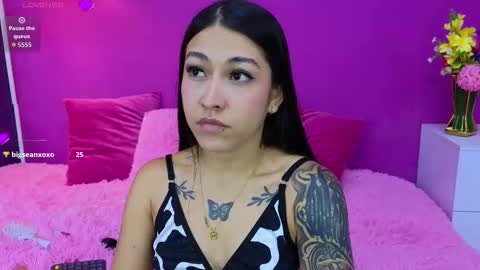 mia_adamsxxx online show from September 2025 02:26:01 AM