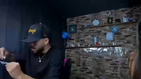 Snapshot of mia_and_vincentt chatting on September 2025 05:00:02 AM Mia and vincentt model indepent online show from September 2025 05:00:02 AM