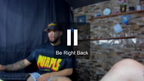 Snapshot of mia_and_vincentt chatting on October 2025 04:33:01 AM Mia and vincentt model indepent online show from October 2025 04:33:01 AM