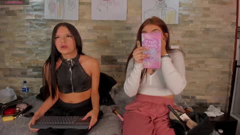 Snapshot of mia_as_ chatting on December 2024 12:01:02 PM Mia online show from December 2024 12:01:02 PM