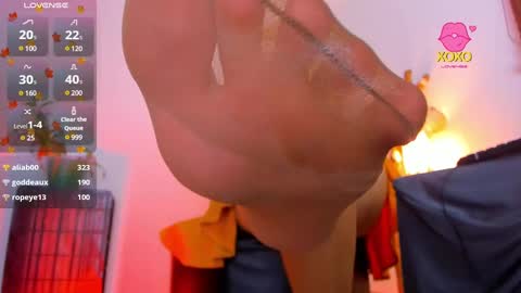 Mia online show from January 2025 09:15:02 PM