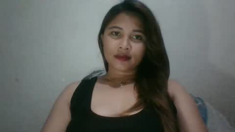 Snapshot of mia_bella04 chatting on January 2025 01:37:02 AM mia_bella04 online show from January 2025 01:37:02 AM
