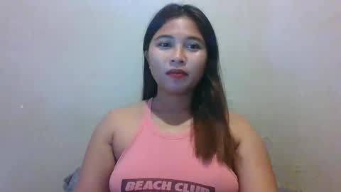 Snapshot of mia_bella04 chatting on December 2025 12:37:02 AM mia_bella04 online show from December 2025 12:37:02 AM