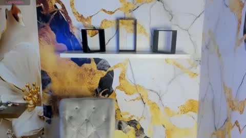 Mia online show from February 2026 06:44:02 PM