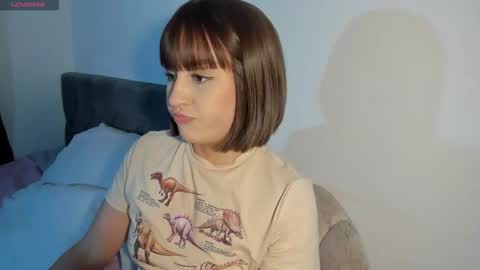 Mia Blair online show from March 2026 03:33:01 AM