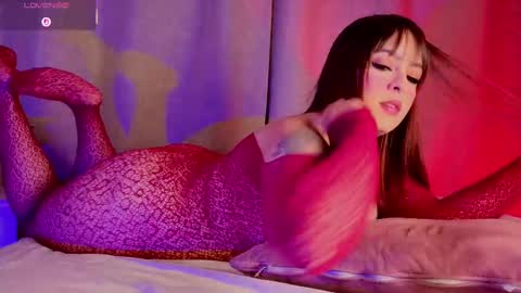   online show from September 2025 02:56:02 AM