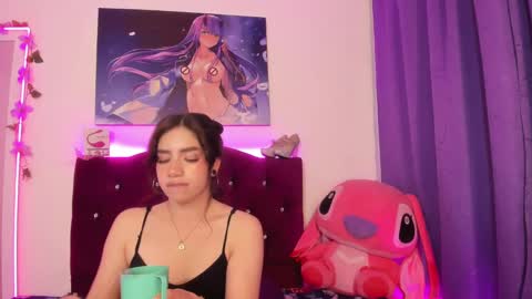 Snapshot of mia_cand chatting on January 2025 04:23:02 PM Mia cand online show from January 2025 04:23:02 PM