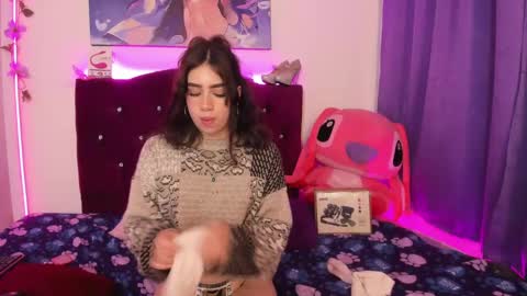 Snapshot of mia_cand chatting on January 2025 04:16:01 PM Mia cand online show from January 2025 04:16:01 PM
