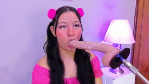 Snapshot of mia_celezte chatting on March 2026 11:57:01 AM Celeste online show from March 2026 11:57:01 AM