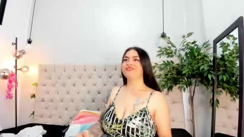 mia online show from September 2025 10:59:02 AM