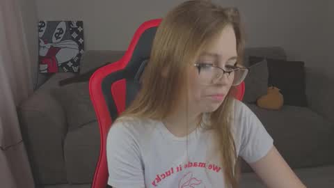 Snapshot of mia_dixson chatting on October 2025 07:06:01 AM Mia online show from October 2025 07:06:01 AM