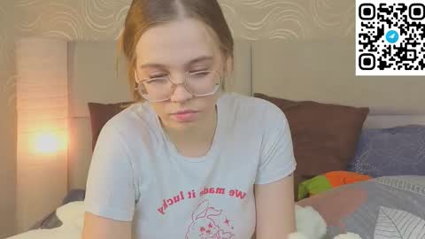 Snapshot of mia_dixson chatting on November 2025 01:29:02 PM Mia online show from November 2025 01:29:02 PM