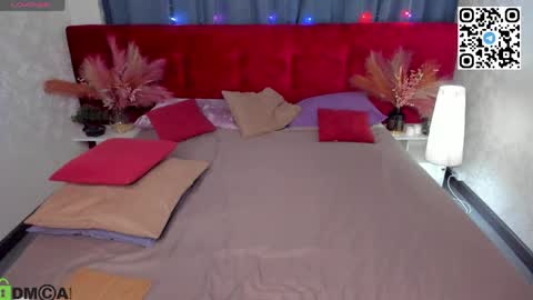 Snapshot of mia_e1fie chatting on April 2026 10:56:02 PM mia_e1fie online show from April 2026 10:56:02 PM