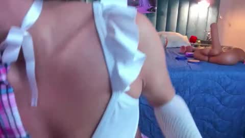 Mia Elieth online show from May 2026 04:07:01 AM