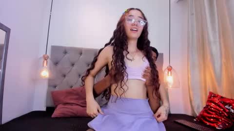 Snapshot of mia_flowers69 chatting on September 2025 08:30:01 PM MIA online show from September 2025 08:30:01 PM