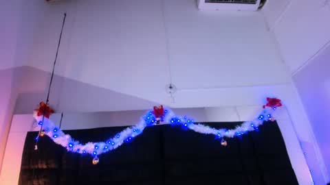 Snapshot of mia_garcia2 chatting on December 2024 12:38:01 AM MIA online show from December 2024 12:38:01 AM