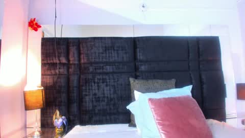 Snapshot of mia_garcia2 chatting on January 2025 08:55:01 PM MIA online show from January 2025 08:55:01 PM