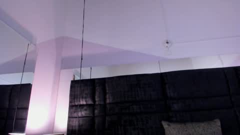 Snapshot of mia_garcia2 chatting on January 2025 03:41:01 AM MIA online show from January 2025 03:41:01 AM