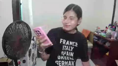 Snapshot of mia_goth766259 chatting on November 2025 09:36:01 PM izzy online show from November 2025 09:36:01 PM