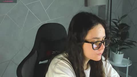 Snapshot of mia_jefferson chatting on September 2025 11:52:02 PM Mia online show from September 2025 11:52:02 PM