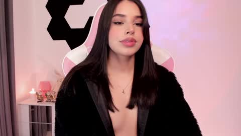 Lau  online show from December 2024 07:05:01 AM