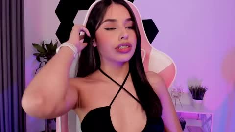 Lau  online show from February 2025 08:09:02 AM