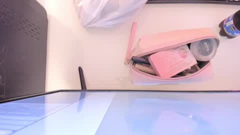    online show from September 2025 12:09:01 PM