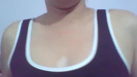 Snapshot of mia_k02 chatting on October 2025 01:47:01 AM Mia online show from October 2025 01:47:01 AM