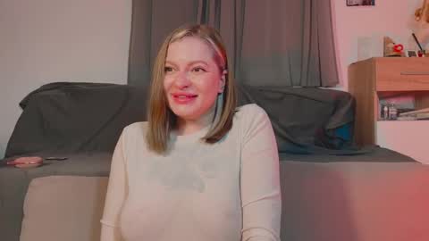 Snapshot of mia_kamp chatting on October 2025 05:09:02 PM Mia online show from October 2025 05:09:02 PM