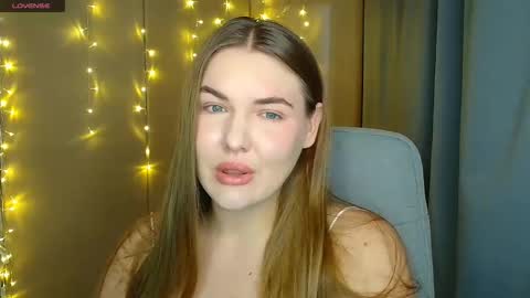 mia_lemm online show from November 2025 08:03:02 AM