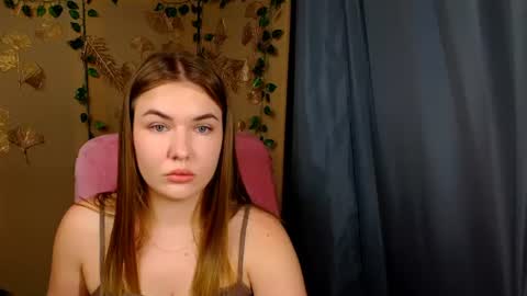mia_lemm online show from June 2026 06:56:02 AM