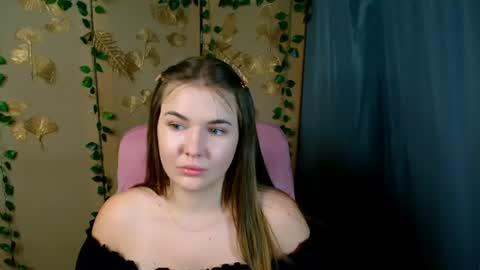 mia_lemm online show from June 2026 07:24:02 AM