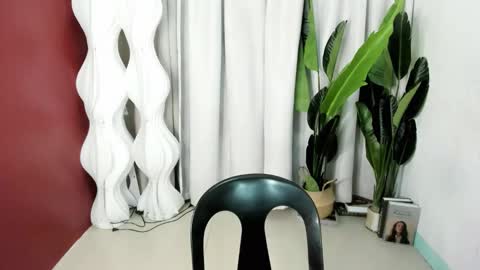 M I A online show from March 2026 02:49:01 AM