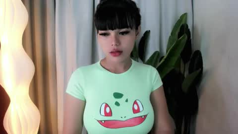 M I A online show from March 2026 01:33:02 AM