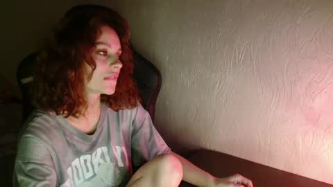 Snapshot of mia_luiza chatting on June 2026 09:37:01 PM mia_luiza online show from June 2026 09:37:01 PM