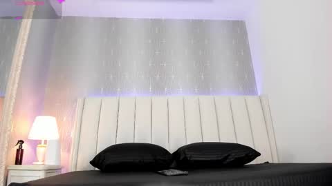 Snapshot of mia_medina chatting on March 2026 07:40:02 PM online show from March 2026 07:40:02 PM