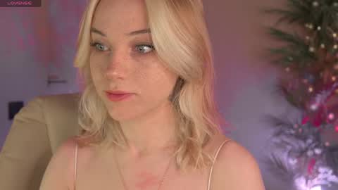mia_milagros online show from April 2026 12:14:02 AM