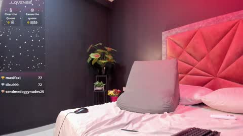 MIA  online show from February 2025 12:52:01 AM