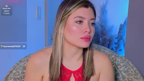 Snapshot of mia_monroe_888 chatting on December 2025 11:21:01 PM Mia Monroe online show from December 2025 11:21:01 PM