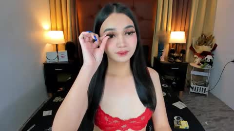 Snapshot of mia_mow chatting on February 2025 07:33:01 AM They called me MIA online show from February 2025 07:33:01 AM