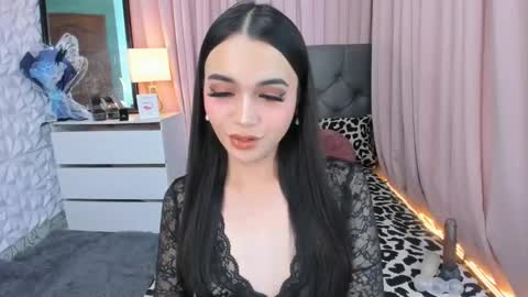 Snapshot of mia_mow chatting on March 2025 06:43:01 PM They called me MIA online show from March 2025 06:43:01 PM